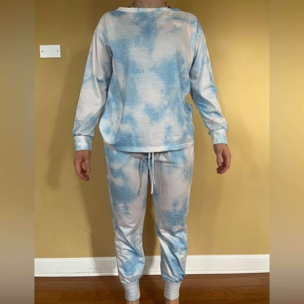 Tie Dye Lounge/Sleep Set